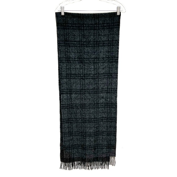 Authentic Burberry 100% Cashmere Extra large plaid grey scarf 84”x 15” - Picture 3 of 6